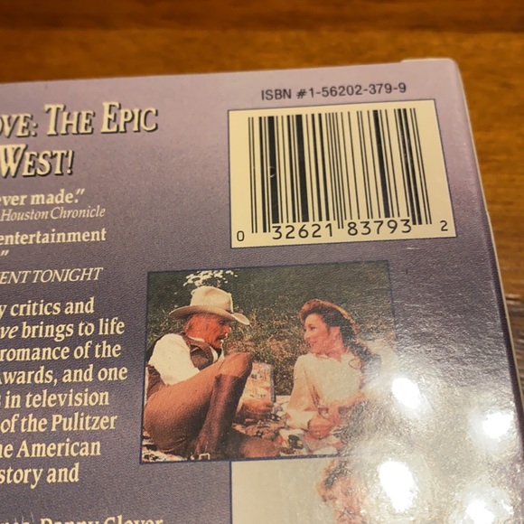 VHS - Lonesome Dove - Picture 3 of 3